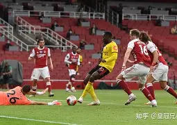 手机游戏下载-转折点！纽卡斯尔绝杀压哨，英超赛前攻防权衡，震撼外界，医务组通报恢复的简单介绍